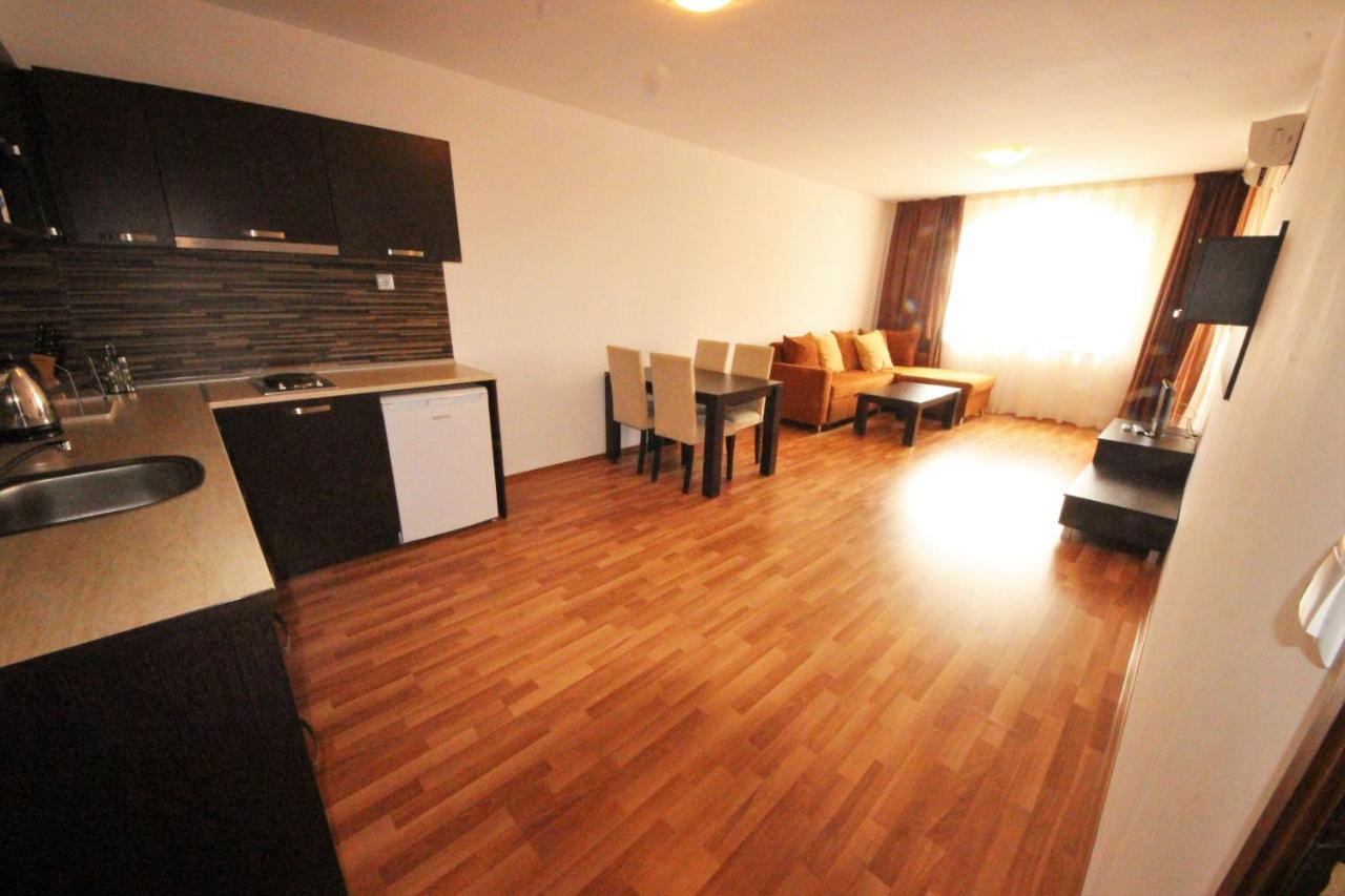 Menada Diamant Apartments Pantai Sunny Luaran gambar