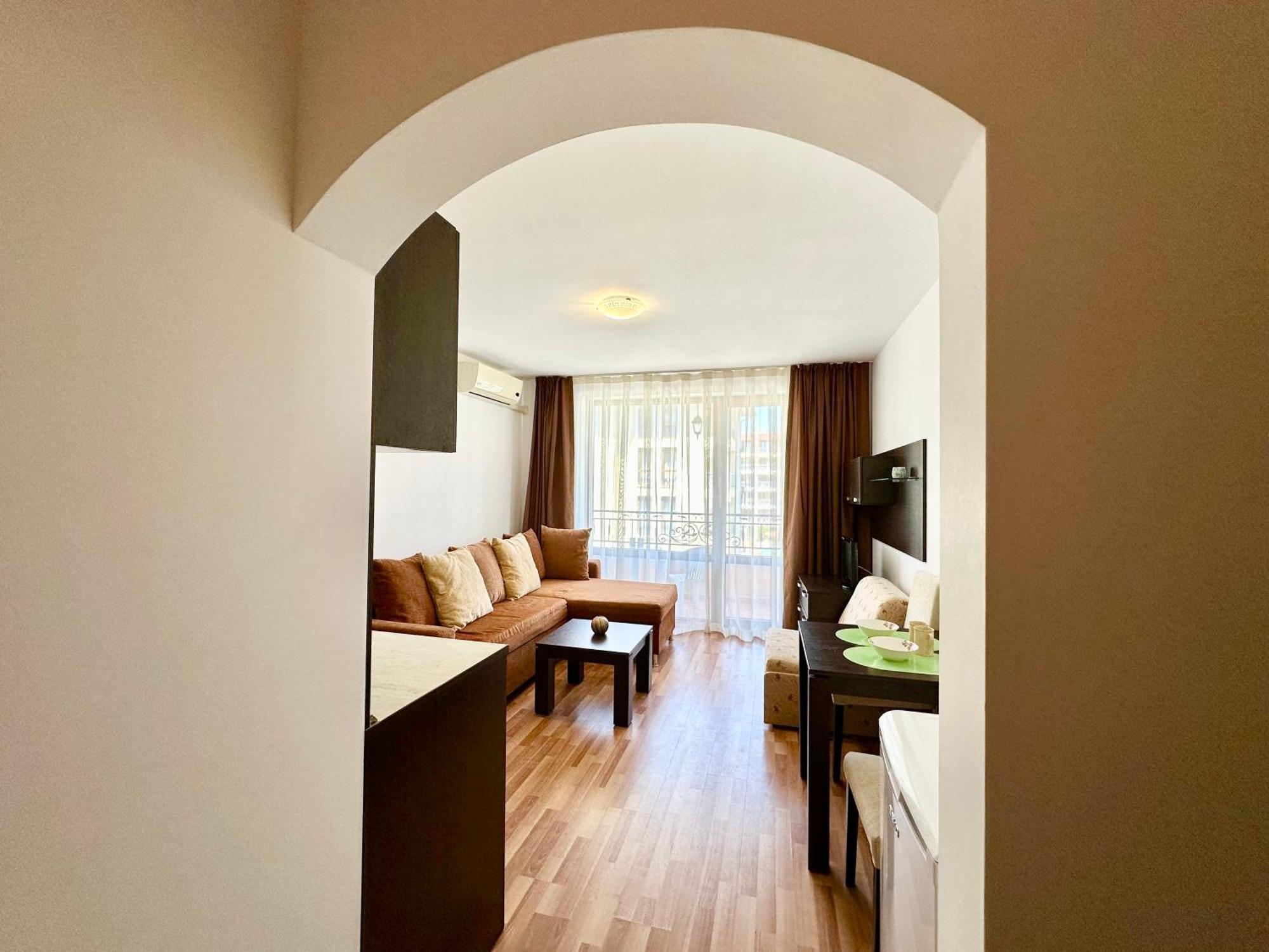 Menada Diamant Apartments Pantai Sunny Bilik gambar