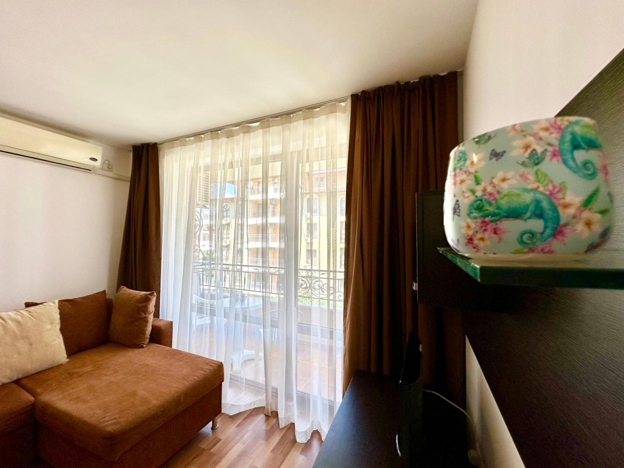 Menada Diamant Apartments Pantai Sunny Bilik gambar