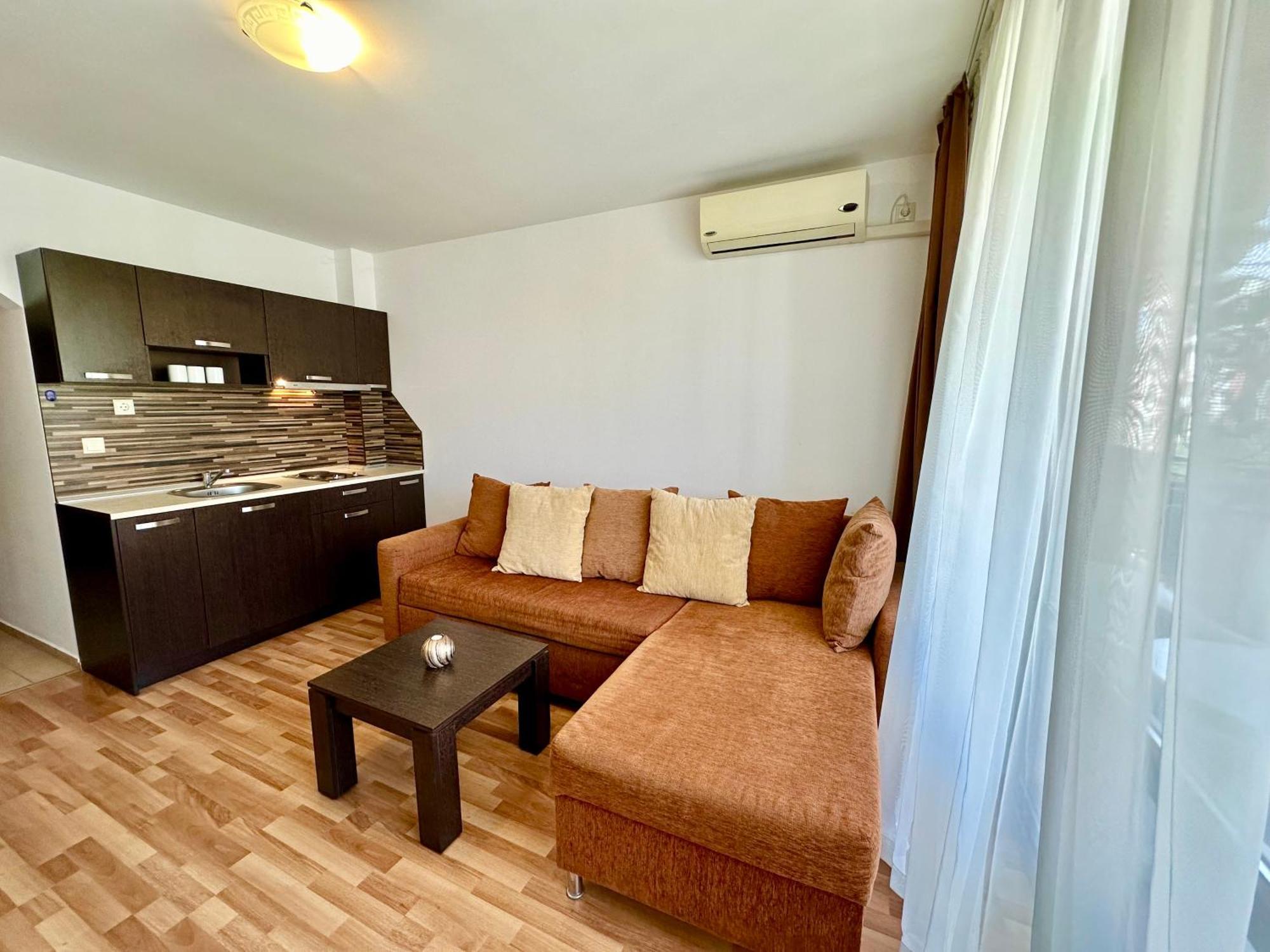 Menada Diamant Apartments Pantai Sunny Bilik gambar